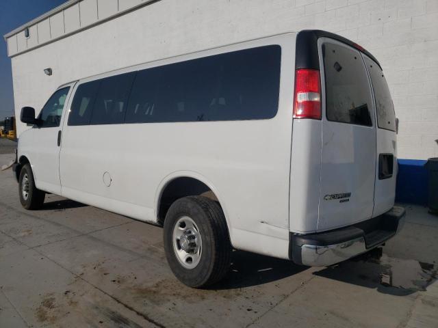 1GAZGPFG5G1220618 - 2016 CHEVROLET EXPRESS G3 LT WHITE photo 2