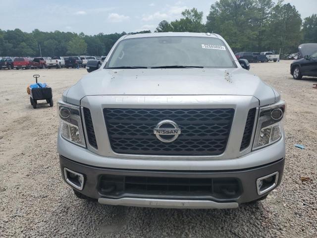 1N6AA1E50HN550015 - 2017 NISSAN TITAN SV SILVER photo 5