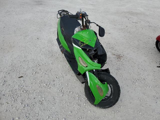 L5YACBPZ9H1140784 - 2017 ZHNG SCOOTER GREEN photo 1