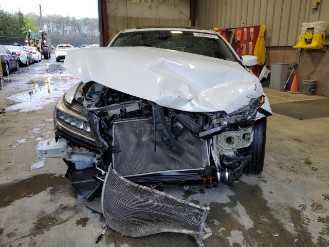 19UDE2F39JA007946 - 2018 ACURA ILX BASE WATCH PLUS WHITE photo 5