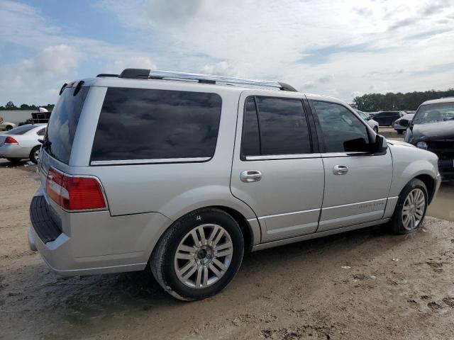 5LMJJ2H57BEJ00642 - 2011 LINCOLN NAVIGATOR ვერცხლისფერი ფოტო 3