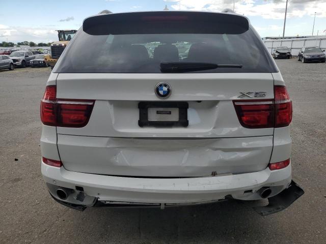 5UXZW0C58CL672371 - 2012 BMW X5 XDRIVE35D WHITE photo 6