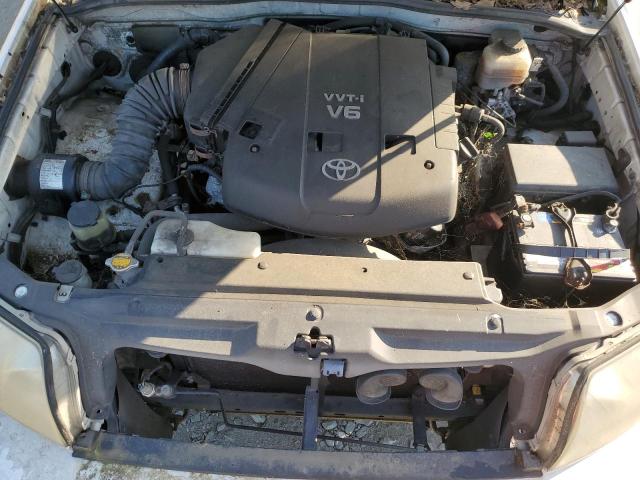 JTEBU14R450073774 - 2005 TOYOTA 4RUNNER SR5 WHITE photo 12