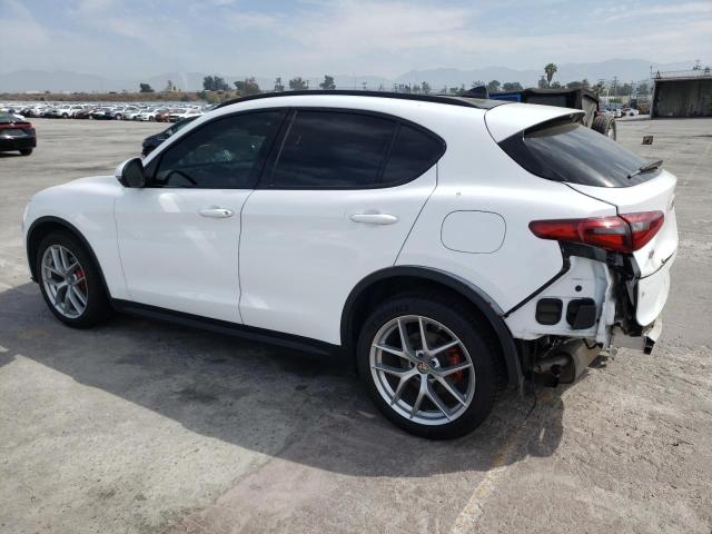 ZASFAKNN7J7B97997 - 2018 ALFA ROMEO STELVIO TI SPORT WHITE photo 2