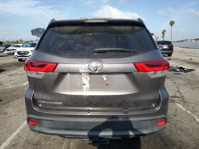 5TDZARFH4KS046002 - 2019 TOYOTA HIGHLANDER LE GRAY photo 6