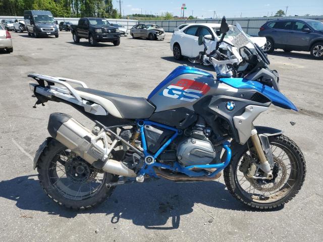 WB10A6108JZ657895 - 2018 BMW R1200 GS BLUE photo 1