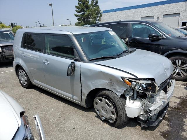 JTLZE4FE3CJ007868 - 2012 TOYOTA SCION XB SILVER photo 4