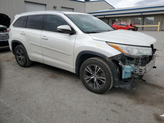 5TDKKRFH9GS151205 - 2016 TOYOTA HIGHLANDER XLE WHITE photo 4