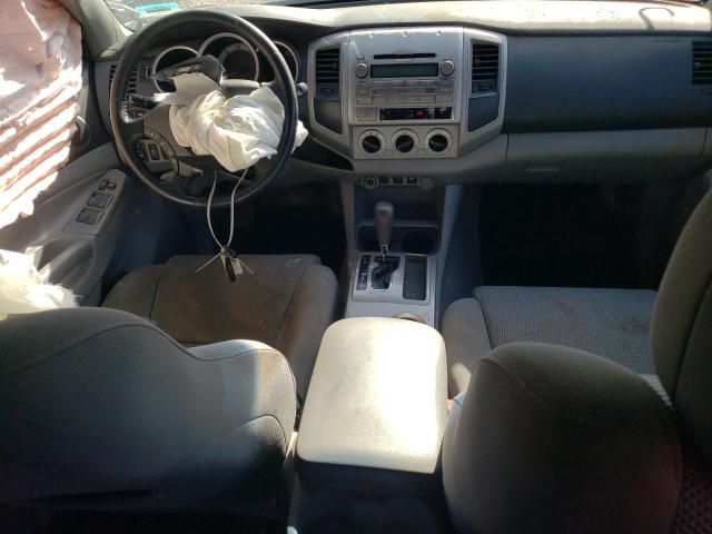 5TFJU4GN2BX009732 - 2011 TOYOTA TACOMA DOUBLE CAB PRERUNNER GREEN photo 8