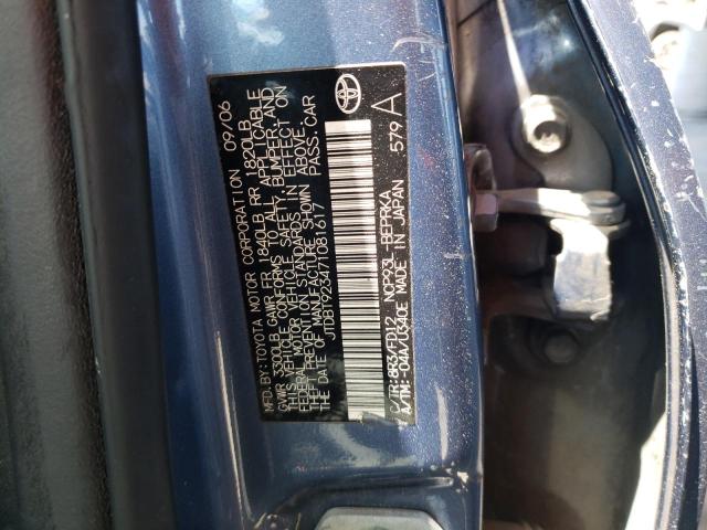 JTDBT923471081617 - 2007 TOYOTA YARIS BLUE photo 12