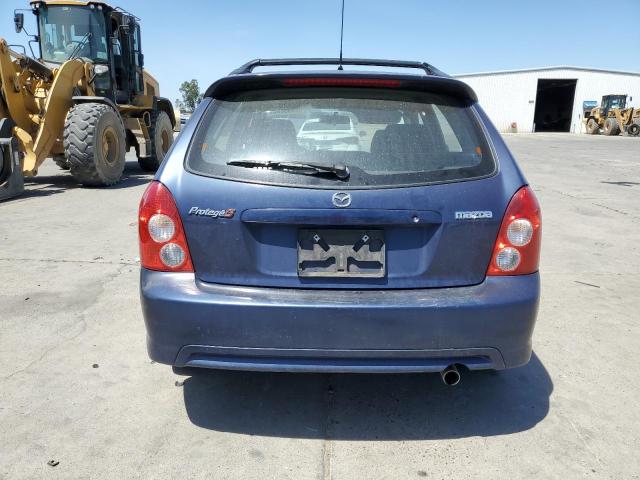 JM1BJ245821474136 - 2002 MAZDA PROTEGE PR5 BLUE photo 6