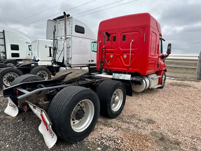 3AKJGHDV7FSGJ1767 - 2015 FREIGHTLINER CASCADIA 1 RED photo 4