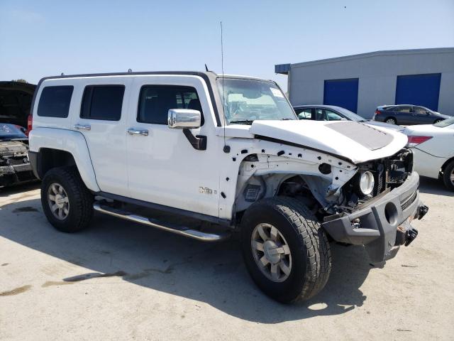 5GTDN136268143608 - 2006 HUMMER H3 WHITE photo 4