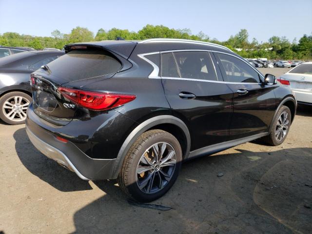 SJKCH5CR7HA037739 - 2017 INFINITI QX30 BASE BLACK photo 3