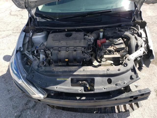 3N1AB7AP1KY456698 - 2019 NISSAN SENTRA S 银色 照片 11