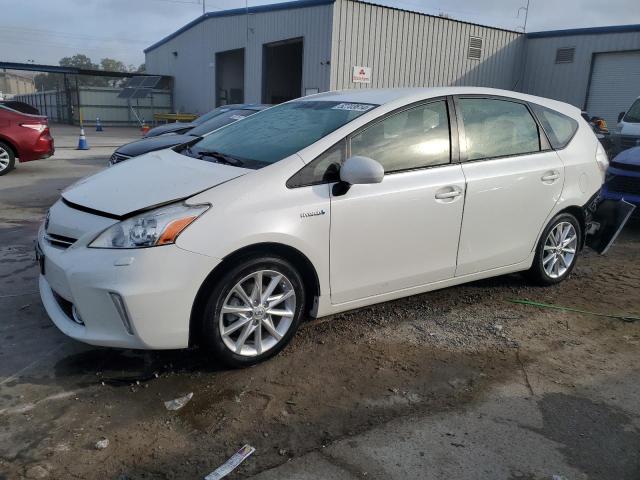 2014 TOYOTA PRIUS V, 