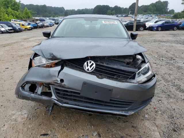 3VW2K7AJ3DM217108 - 2013 VOLKSWAGEN JETTA BASE رمادي صورة 5