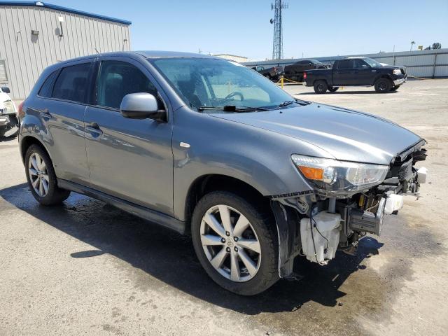 4A4AP3AW3FE044339 - 2015 MITSUBISHI OUTLANDER ES GRAY photo 4