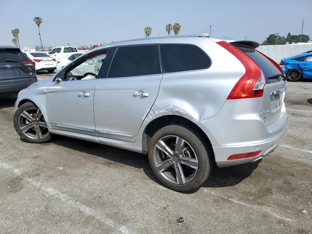 YV440MDR0H2087896 - 2017 VOLVO XC60 T5 DYNAMIC ვერცხლისფერი ფოტო 2