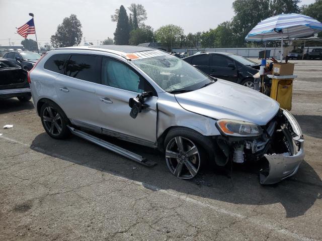 YV440MDR0H2087896 - 2017 VOLVO XC60 T5 DYNAMIC ვერცხლისფერი ფოტო 4