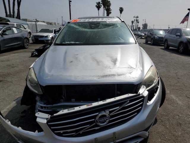 YV440MDR0H2087896 - 2017 VOLVO XC60 T5 DYNAMIC ვერცხლისფერი ფოტო 5