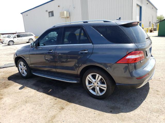 4JGDA5HB0CA067645 - 2012 MERCEDES-BENZ ML 350 4MATIC GRAY photo 2