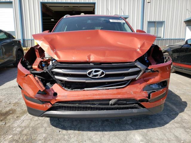 KM8J3CA42GU217708 - 2016 HYUNDAI TUCSON LIMITED ORANGE photo 5