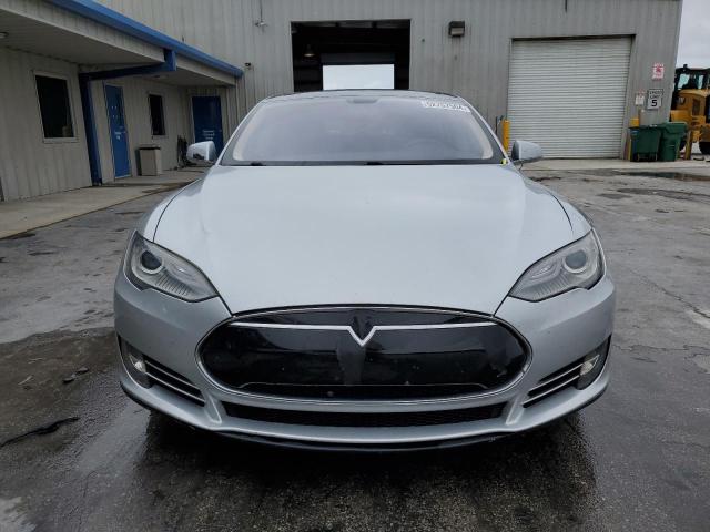 5YJSA1CN7DFP16372 - 2013 TESLA MODEL S SILVER photo 5