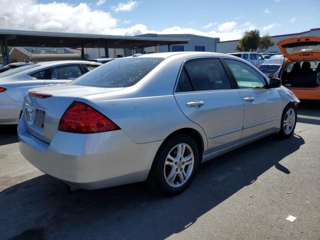 1HGCM56847A092800 - 2007 HONDA ACCORD EX SILVER photo 3