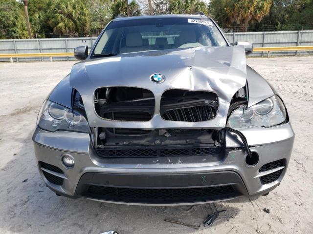 5UXZW0C50CL667066 - 2012 BMW X5 XDRIVE35D SILVER photo 5