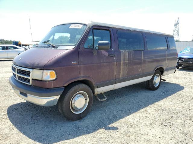 2B5WB35Z4SK546971 - 1995 DODGE RAM WAGON B3500 PURPLE photo 1