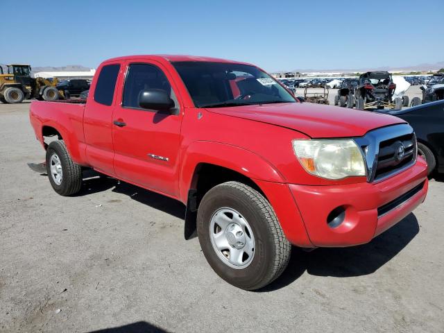 5TETX62N95Z101615 - 2005 TOYOTA TACOMA PRERUNNER ACCESS CAB RED photo 4