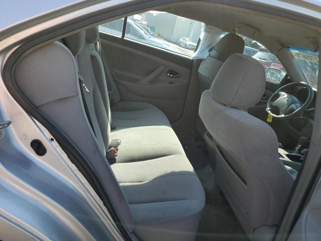 4T1BF3EK5BU231972 - 2011 TOYOTA CAMRY BASE Gümüş fotoğraf 10