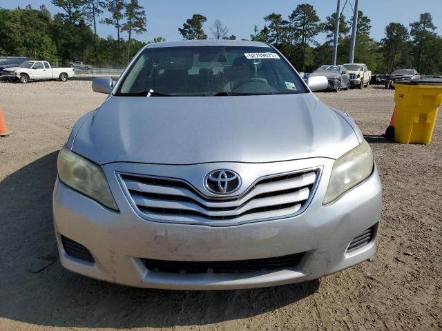 4T1BF3EK5BU231972 - 2011 TOYOTA CAMRY BASE Gümüş fotoğraf 5