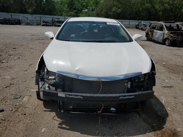 5NPEB4AC7EH875439 - 2014 HYUNDAI SONATA GLS WHITE photo 5