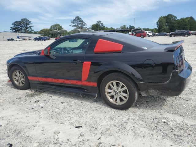 1ZVFT80N865207854 - 2006 FORD MUSTANG BLACK photo 2