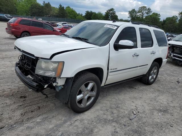 1GNSKCE08BR289292 - 2011 CHEVROLET TAHOE K1500 LTZ WHITE photo 1