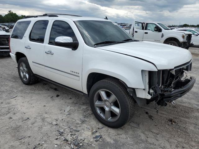 1GNSKCE08BR289292 - 2011 CHEVROLET TAHOE K1500 LTZ WHITE photo 4