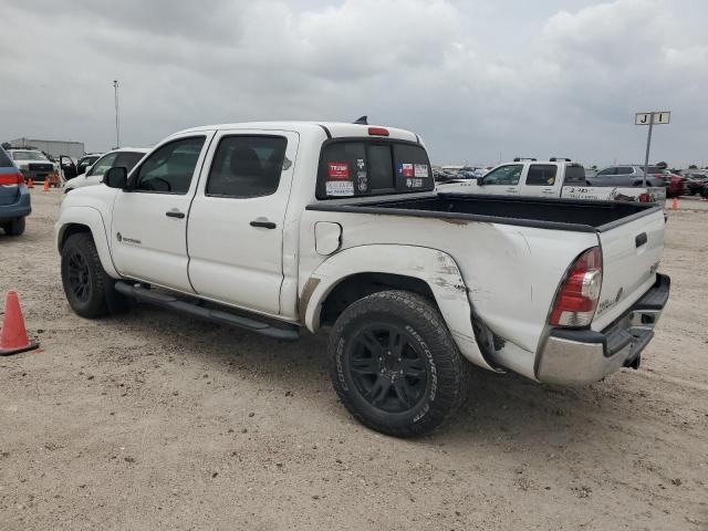 5TFJU4GN4FX076581 - 2015 TOYOTA TACOMA DOUBLE CAB PRERUNNER WHITE photo 2