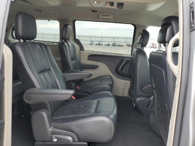 2C4RC1CG6FR754936 - 2015 CHRYSLER TOWN & COU TOURING L SILVER photo 11