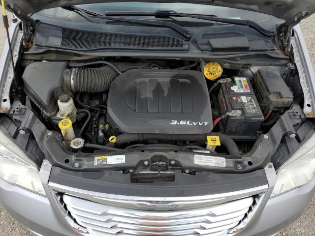 2C4RC1CG6FR754936 - 2015 CHRYSLER TOWN & COU TOURING L SILVER photo 12