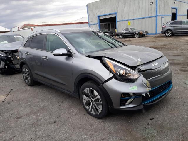 KNDCC3LG4N5116813 - 2022 KIA NIRO S GRAY photo 4