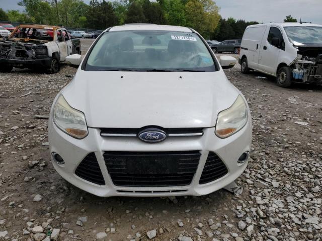 1FAHP3H20CL360366 - 2012 FORD FOCUS SEL WHITE photo 5