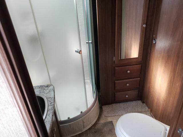 4YDT3122XH1533176 - 2017 KEYSTONE SPRINTER ბეჟი ფოტო 9