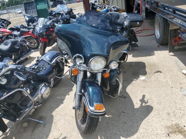 1HD1FCW112Y615888 - 2002 HARLEY-DAVIDSON FLHTCUI 绿色 照片 2