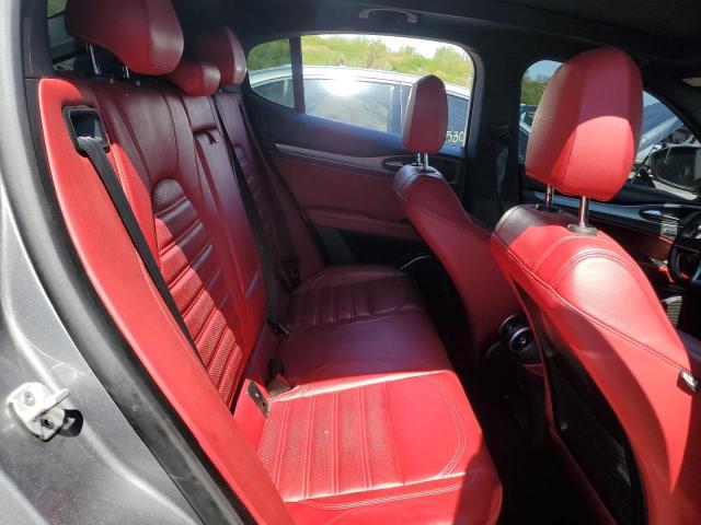 ZASFAKNN4J7B79702 - 2018 ALFA ROMEO STELVIO TI SPORT GRAY photo 11