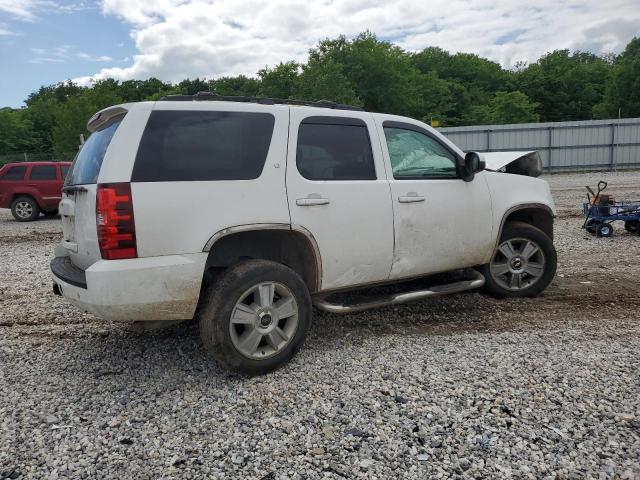 1GNSKAE0XBR276998 - 2011 CHEVROLET TAHOE K1500 LS WHITE photo 3