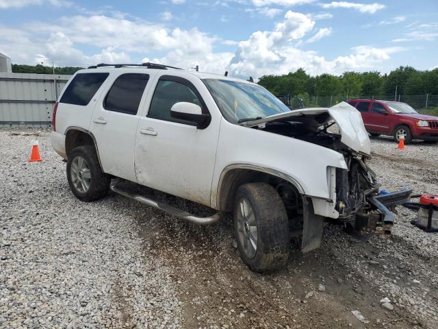 1GNSKAE0XBR276998 - 2011 CHEVROLET TAHOE K1500 LS WHITE photo 4