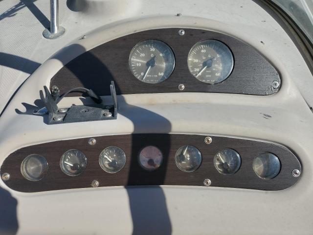 MXPD18MSD000 - 2001 MAXU BOAT WHITE photo 8