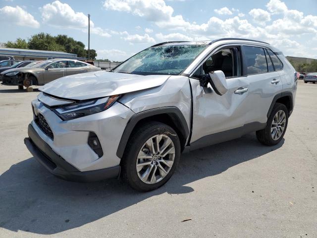 2T3C1RFV2NC197971 - 2022 TOYOTA RAV4 XLE PREMIUM GRAY photo 1